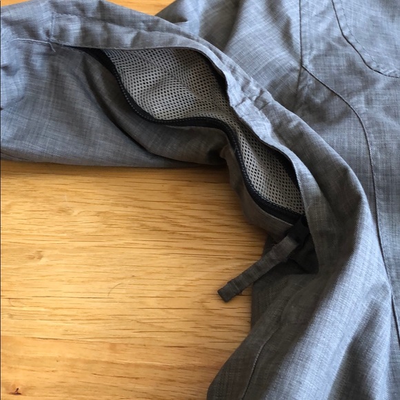 Women’s Cappel snowboard jacket - Picture 5 of 5